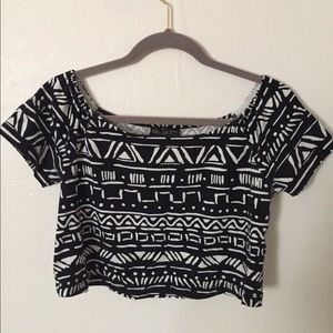 Black and White Print Crop Top